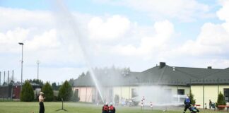 Emocjonujące powiatowe zawody strażackie w Kozłowie