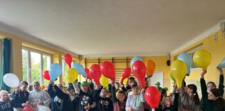 „Warzywa i Owoce Dają Super Moce”… Degustacja polskich warzyw i owoców w SP Książ Małym