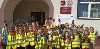 Sprzątanie świata zbliża ludzi