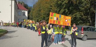 Odblaskowy łańcuch w Antolce