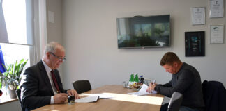 Umowa na budowę kanalizacji sanitarnej w Buku