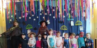 Andrzejki z eksperymentami w przedszkolu w Książu Małym