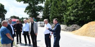 Zarząd Powiatu Miechowskiego na rekonesansie po drogach powiatowych