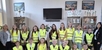 Odblaskowe spotkanie z uczestnikami Warsztatów Terapii Zajęciowych w Rzędowicach