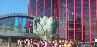 Uczniowie z Antolce na spektaklu muzycznym i w muzeum w Krakowie