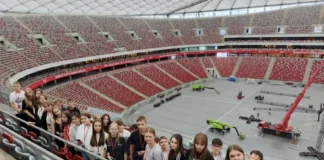 Uczniowie Szkoły Podstawowej w Antolce na wycieczce w Warszawie