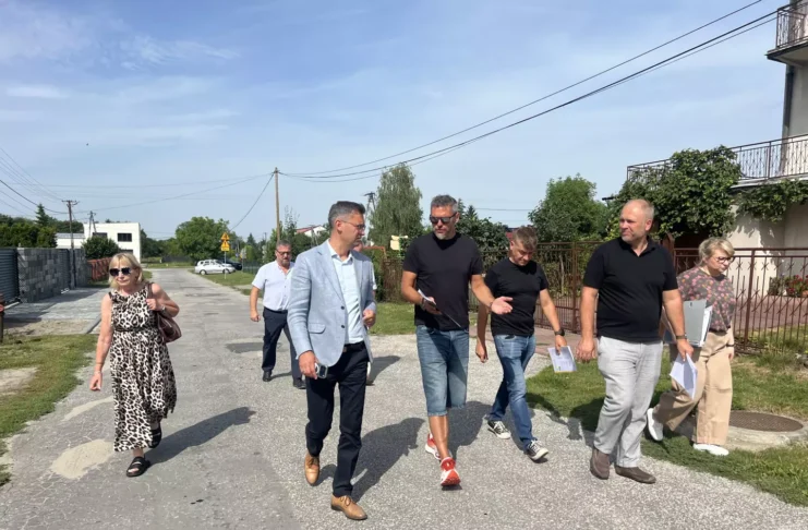 Przekazano plac budowy pod przebudowę ul. Słonecznej w Miechowie
